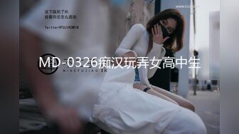 [MP4/ 707M] 吸烟的风骚小女人露脸跟小哥激情啪啪，胸的发财很迷人，让小哥舔逼交大鸡巴