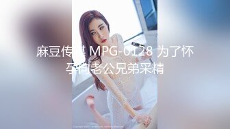 乌克兰美女Mila Azul的Onlyfans最新大合集，各种道具秀尺度更大，肛塞、假jb、电动玩具自慰【730V】 (52)