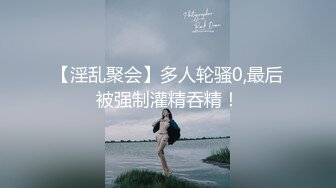 最新三联屏偷拍女团成员最漂亮的那个小姐姐