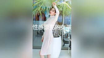 网约168cm童颜00后乖乖女,和妹子聊天慢慢投入,大眼睛纯纯的看着大屌,太清纯了