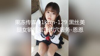 [MP4/ 487M] 新人眼镜妹母女一起秀！女儿比较嫩粉穴！超淫荡振动棒猛插，骑在身上扭屁股，互磨奶子浪叫