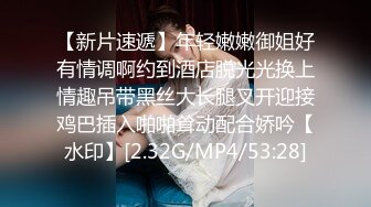 年轻短发学生头新人妹子，贫乳苗条身材，互玩69，无套女上位打桩