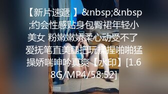 厕所的狂欢，GG们懂的，风骚学妹口爆学长的大JJ，此时不嗨等待何时！